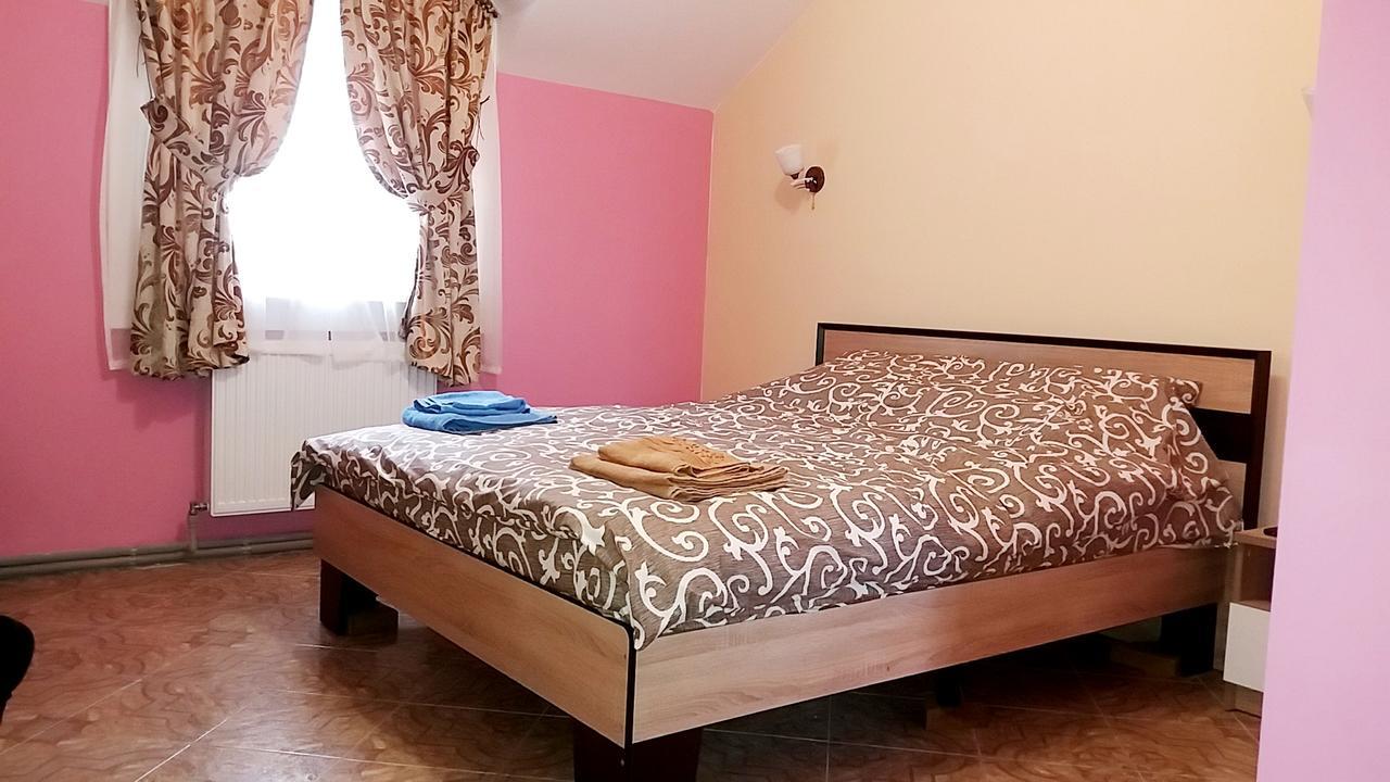 Hotel Dnipro Ngoại thất bức ảnh